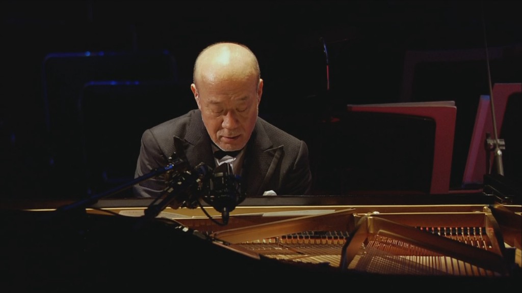 "Joe Hisaishi & 9 Cellos”, el concierto que dio en el Tokyo Opera City en 2003. 